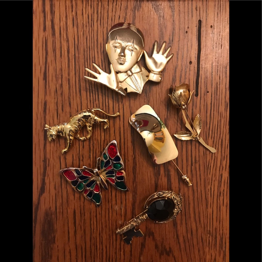Lot of Vintage Lapel Pins